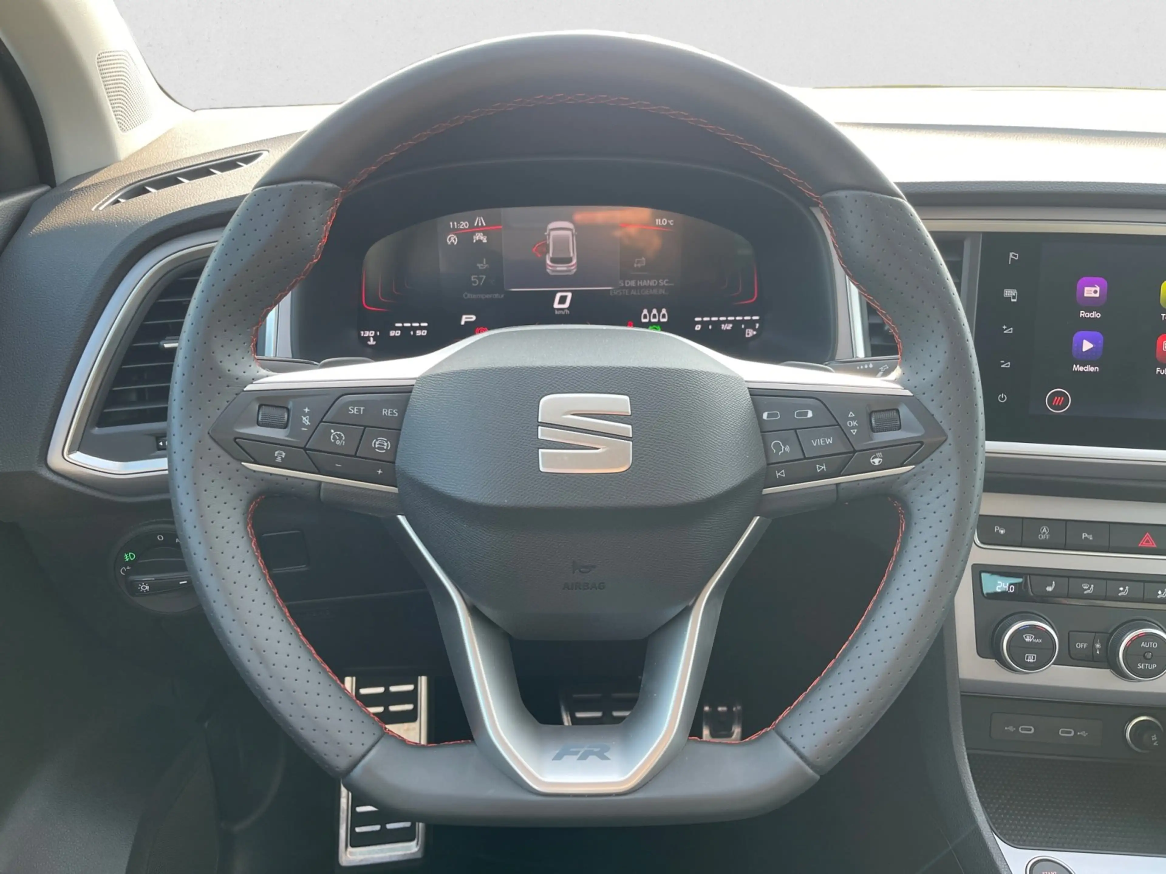 SEAT Ateca FR TSI DSG|AHK|NAVI|eHECKKLAPPE|KEYLESS| — photo 14