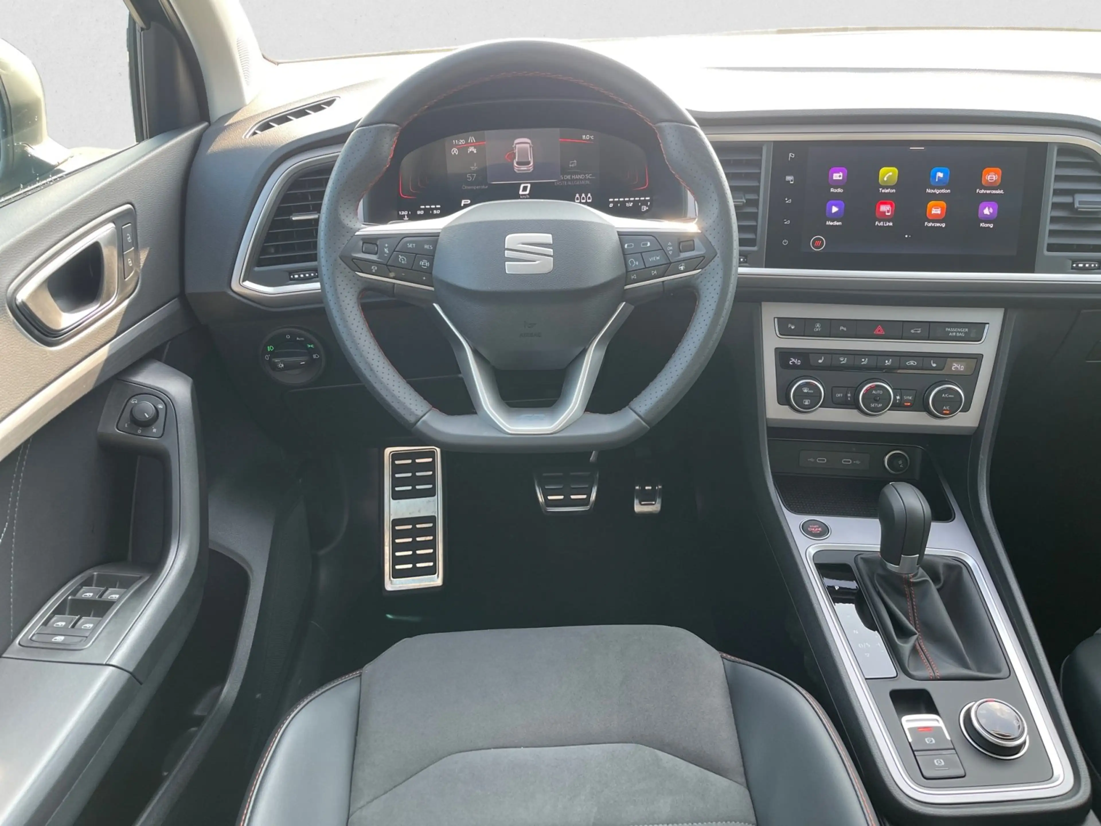 SEAT Ateca FR TSI DSG|AHK|NAVI|eHECKKLAPPE|KEYLESS| — photo 11