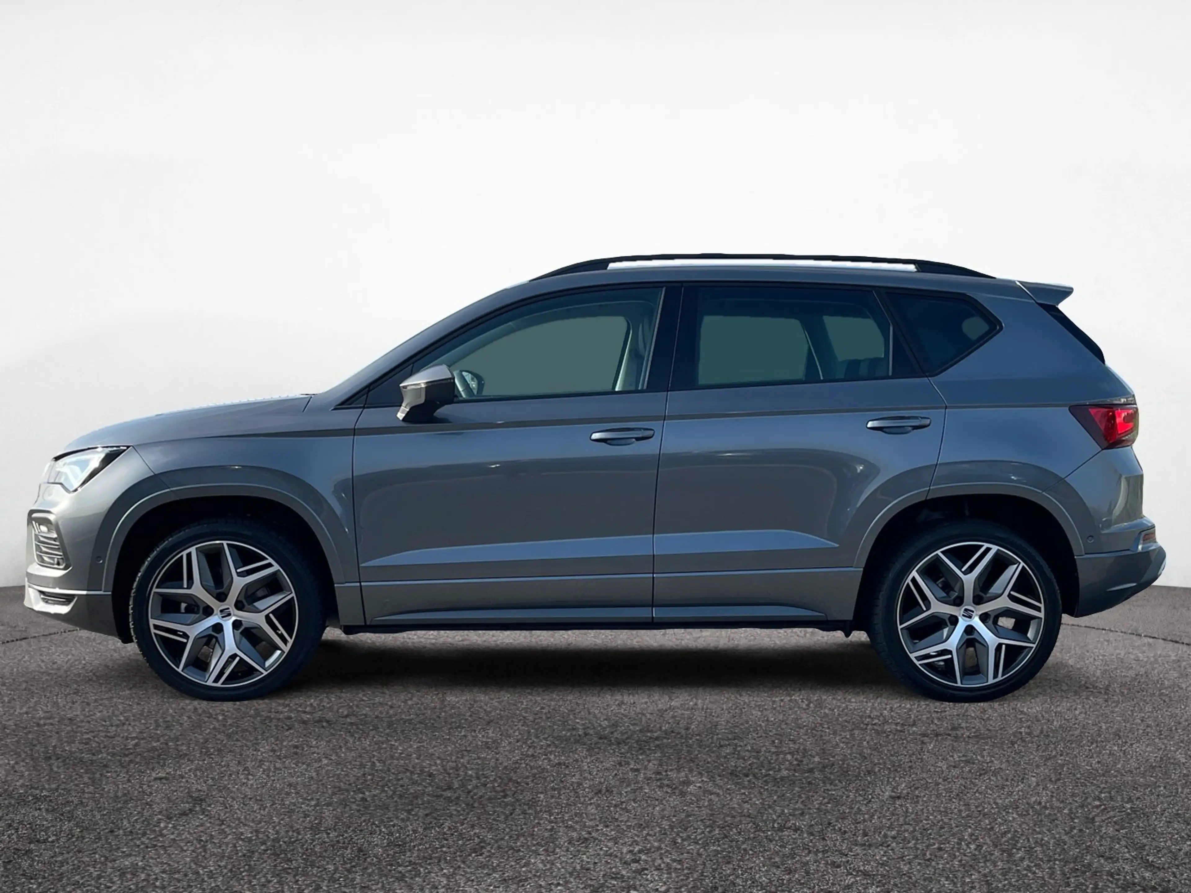 SEAT Ateca FR TSI DSG|AHK|NAVI|eHECKKLAPPE|KEYLESS| — photo 4