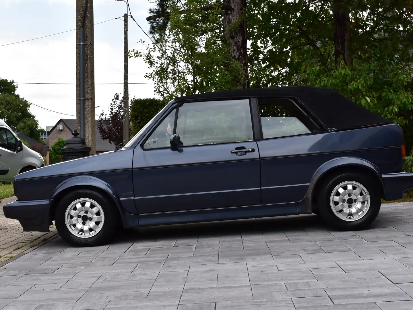Volkswagen Golf Cabriolet 1.8i ** CABRIOLET ** Karmann ** - 2