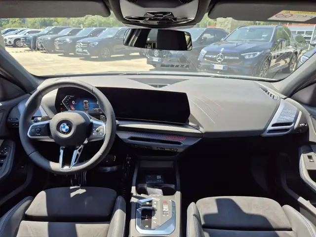 BMW 1 Series view 8