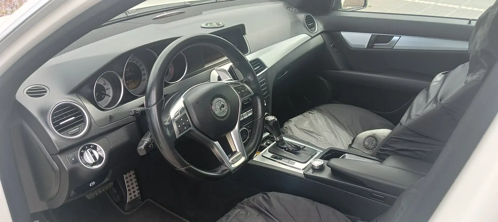 Mercedes-Benz C 220 Classe C Break 220 CDI pack AMG Blanc - 2