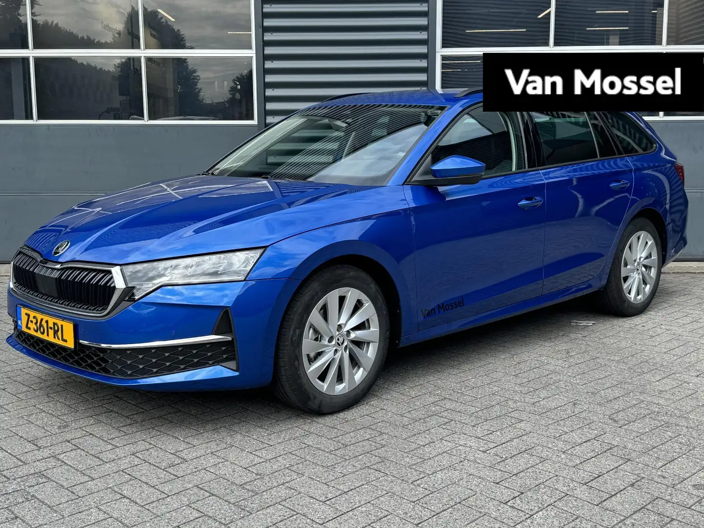 Skoda Octavia Combi 1.5 TSI MHEV First Edition 115 PK | Automaat Blauw - 1