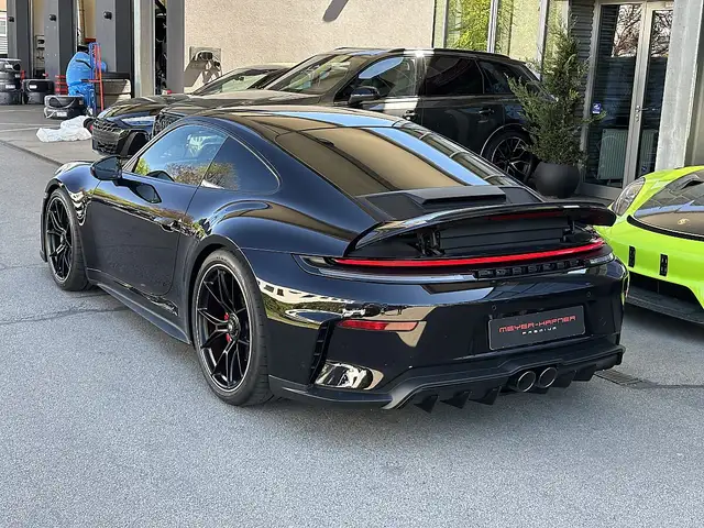 Porsche 992 911 992.2 GT3 Touring Coupé / Schalensitze / Bose Ansicht 11