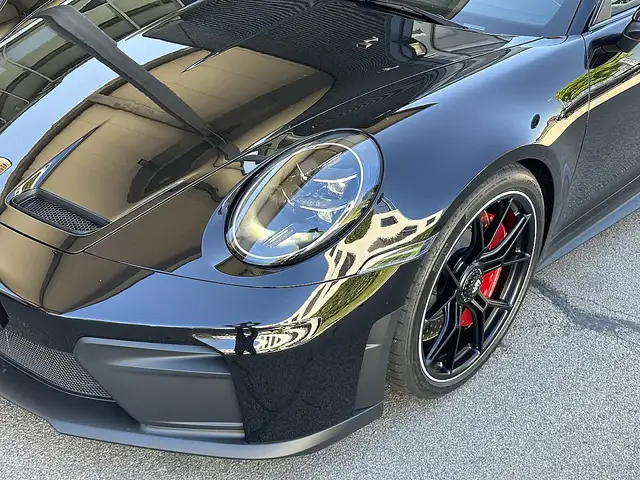 Porsche 992 911 992.2 GT3 Touring Coupé / Schalensitze / Bose Ansicht 7