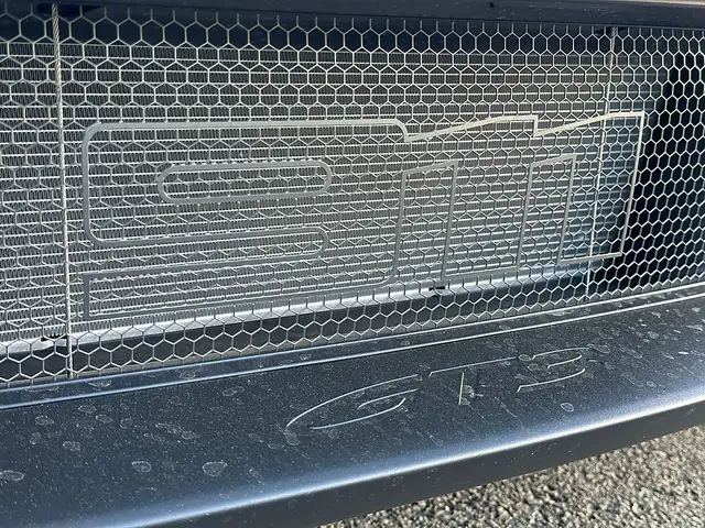Porsche 992 911 992.2 GT3 Touring Coupé / Schalensitze / Bose Ansicht 6