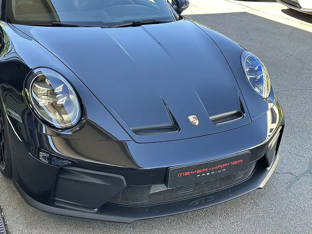 Porsche 992 911 992.2 GT3 Touring Coupé / Schalensitze / Bose Ansicht 5
