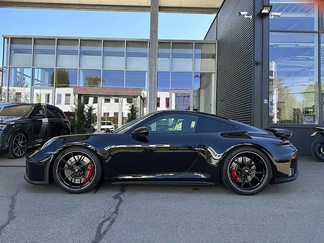 Porsche 992 911 992.2 GT3 Touring Coupé / Schalensitze / Bose Ansicht 9
