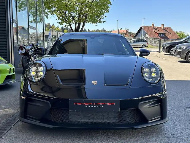 Porsche 992 911 992.2 GT3 Touring Coupé / Schalensitze / Bose Ansicht 4