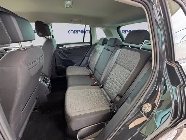 Volkswagen Tiguan view 15
