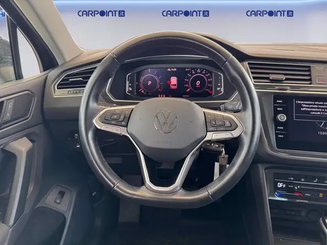 Volkswagen Tiguan view 14