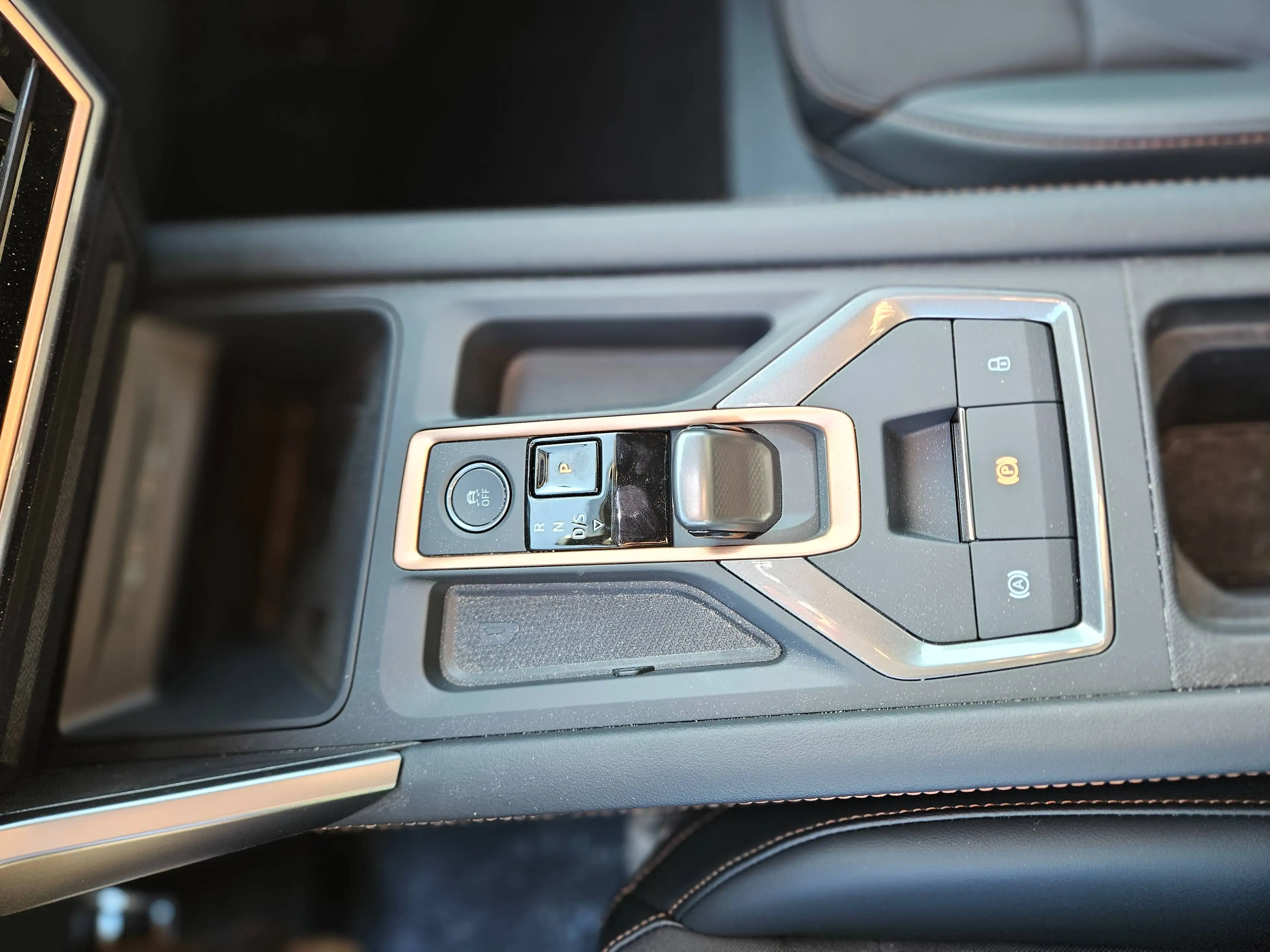 CUPRA Leon 1.5 eTSI *AHZV, Navi, Kamera, elektr. Heckklappe, ACC* — photo 15
