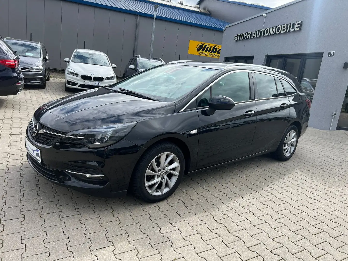 Opel Astra K Sports Tourer Elegance LED Kamera SHZ Na Schwarz - 1