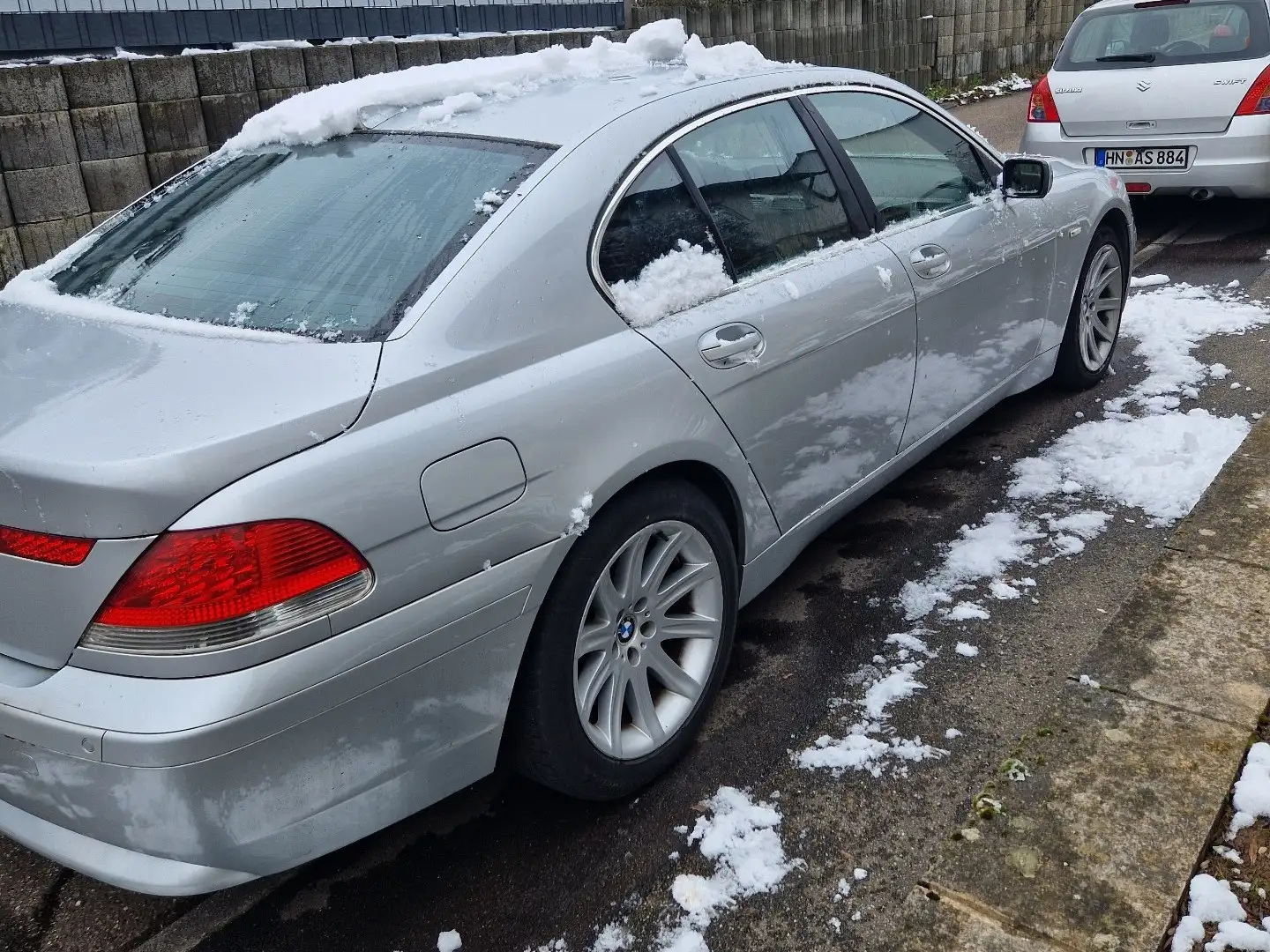 BMW 745 745i siva - 2