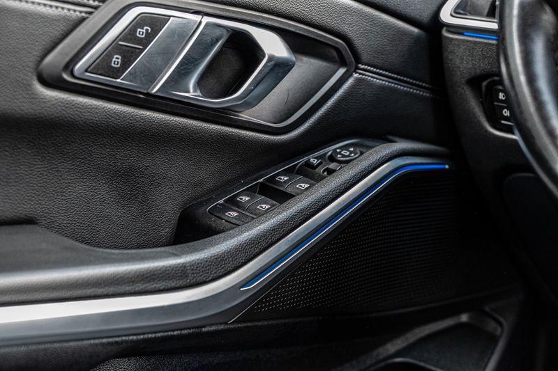 BMW 330 i Lim. Sport Line|KAMERA|AUTOMATIK|DISPLAYKEY — photo 15
