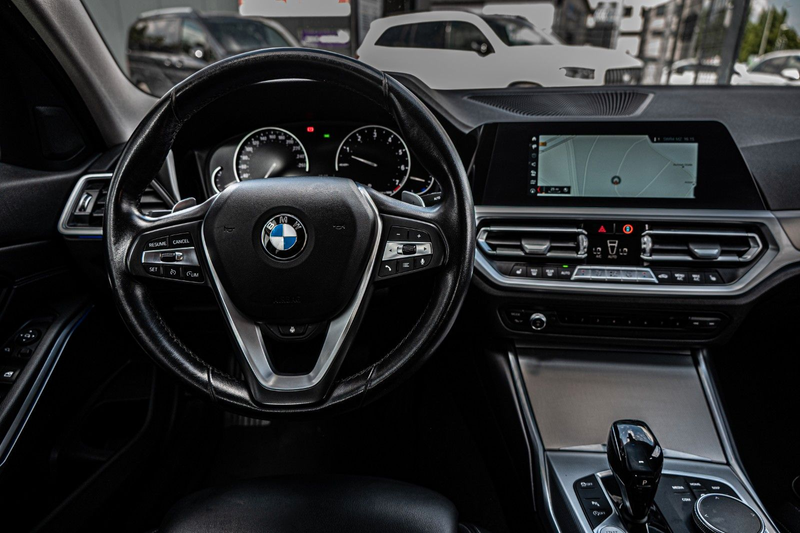 BMW 330 i Lim. Sport Line|KAMERA|AUTOMATIK|DISPLAYKEY — photo 8