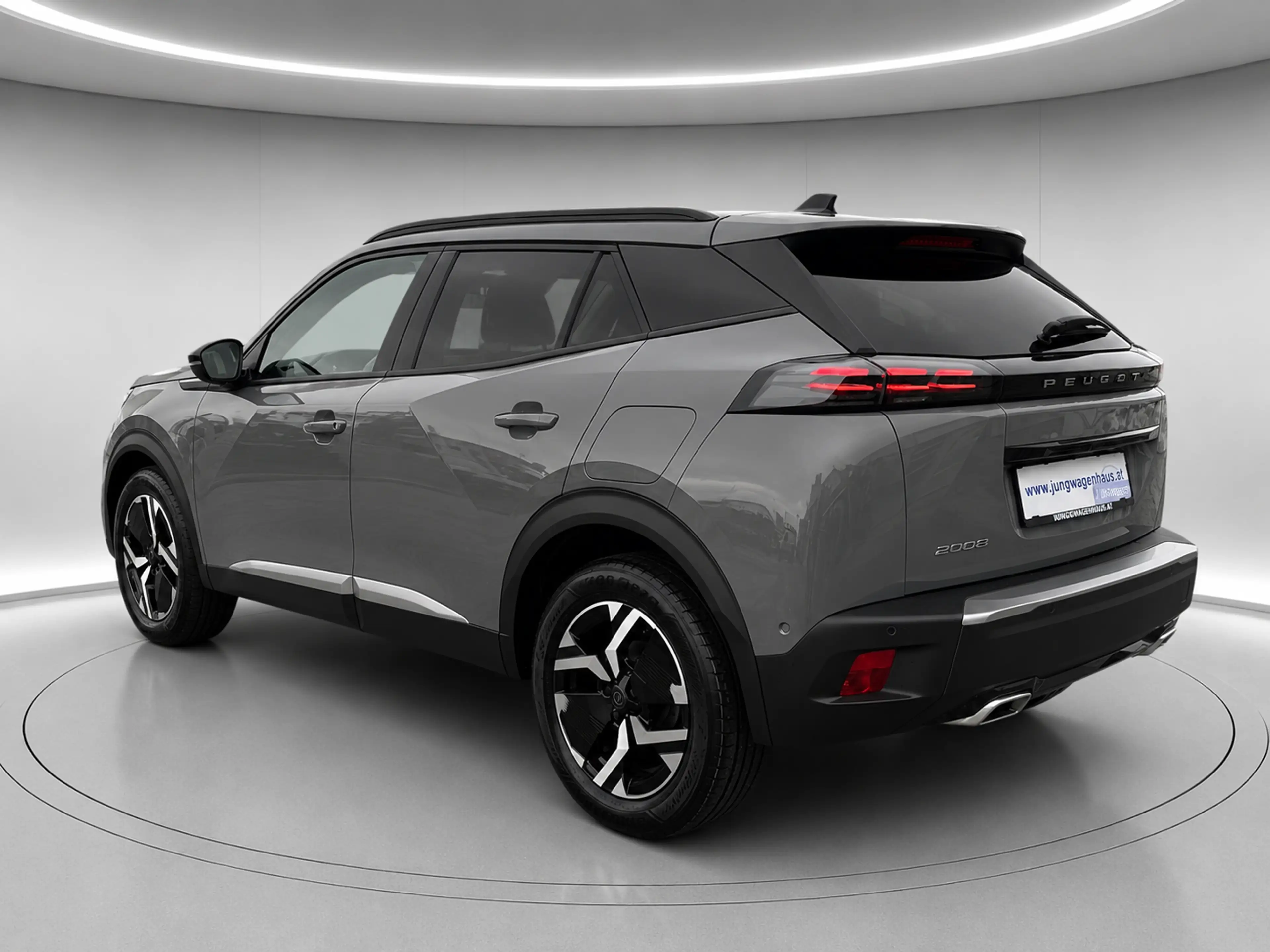 Peugeot 2008 PureTech 130 EAT8 Allure Aut. *-40% NP 33.465.- — photo 5