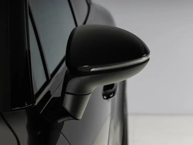 Porsche Cayenne view 14