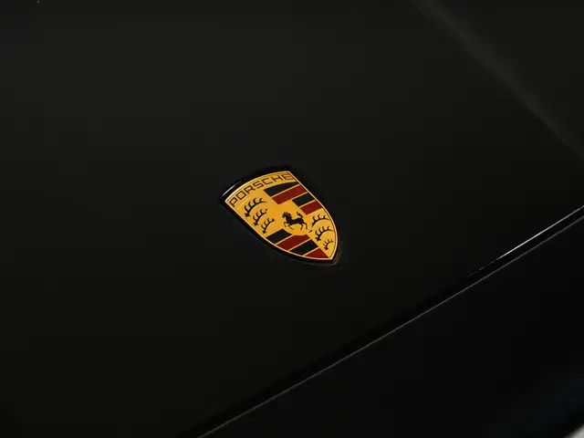 Porsche Cayenne view 12
