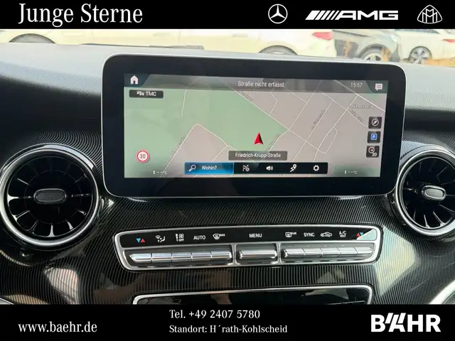 Mercedes-Benz V 300 view 12