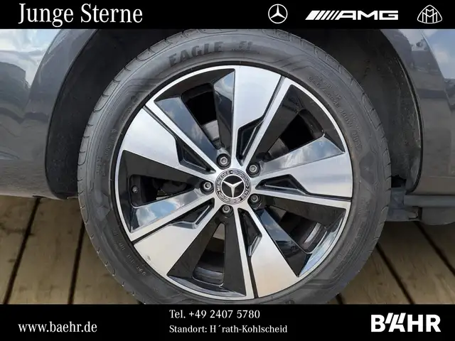 Mercedes-Benz V 300 view 6