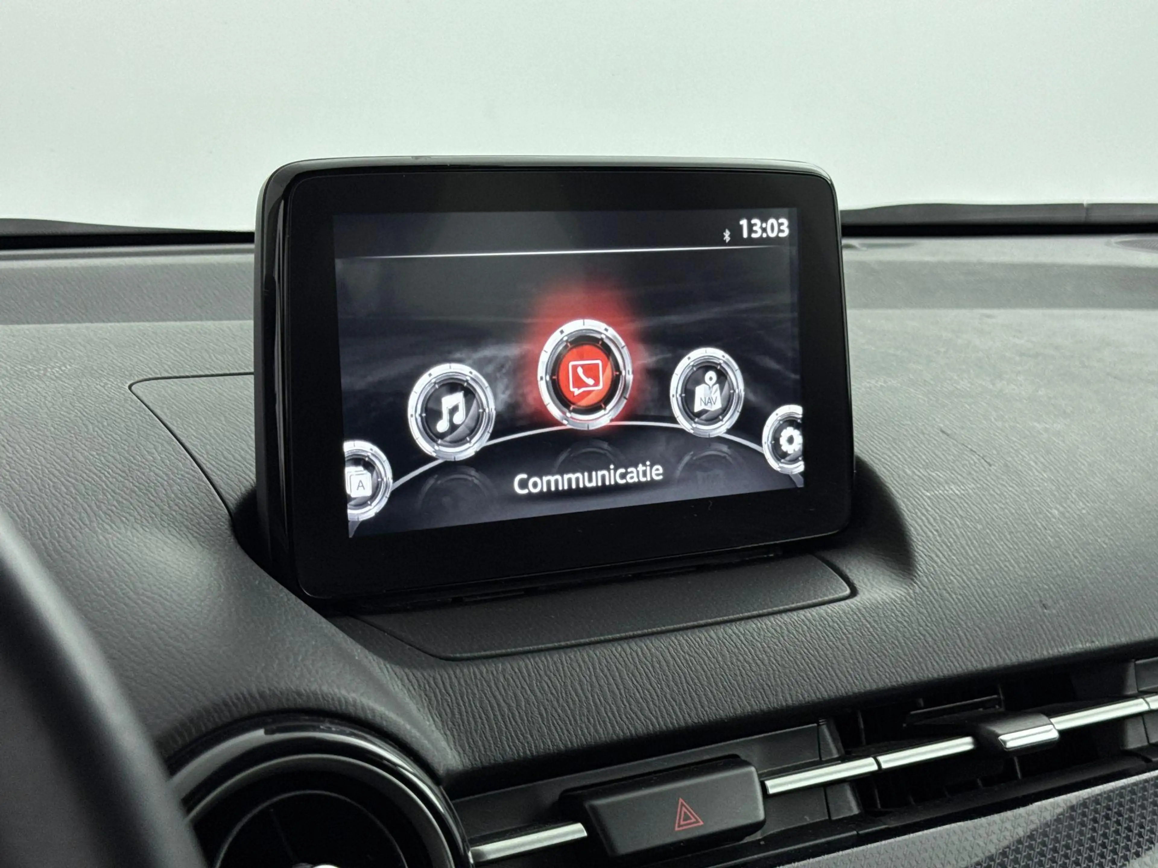 Mazda 2 1.5 Skyactiv-G Dynamic | Navigatie | Airco | parke — photo 15