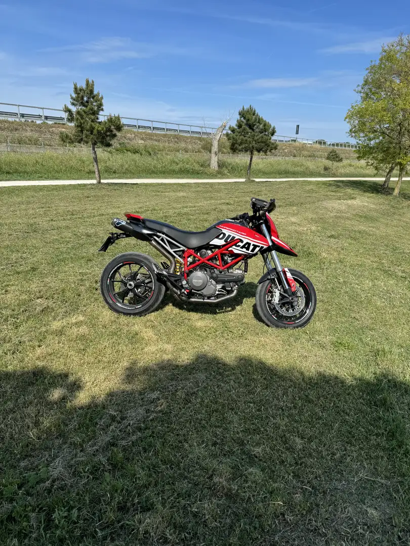Ducati Hypermotard 796 - 1