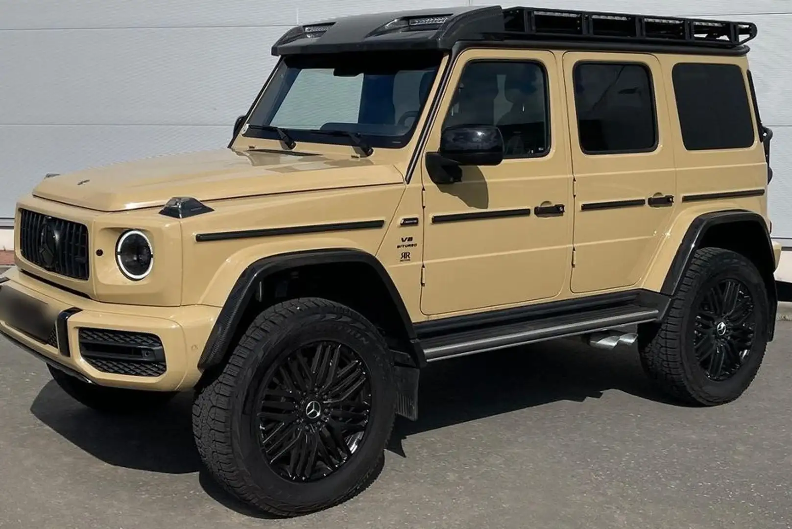 Mercedes-Benz G 63 AMG 4x42 Beige - 2