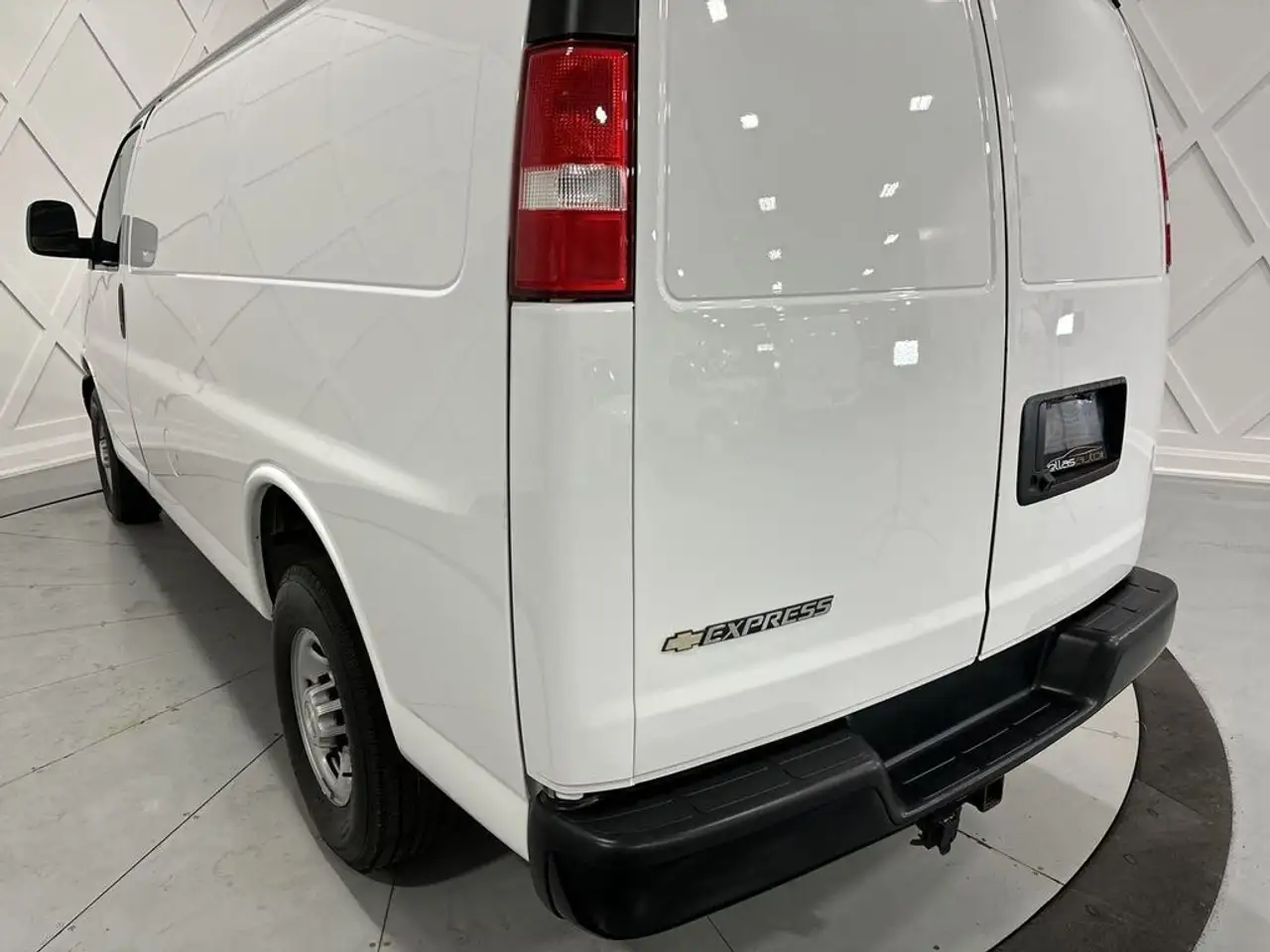 Chevrolet Express 2500 снимка Chevrolet Express 2500