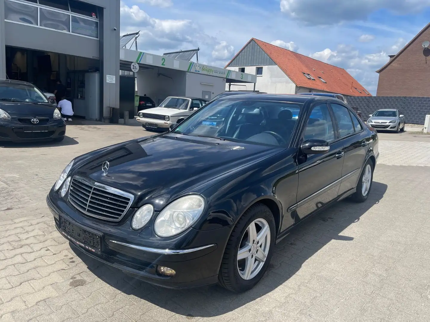 Mercedes-Benz E 280 CDI*AVANTGARDE*PDC*1HAND*BI-XENON Noir - 1