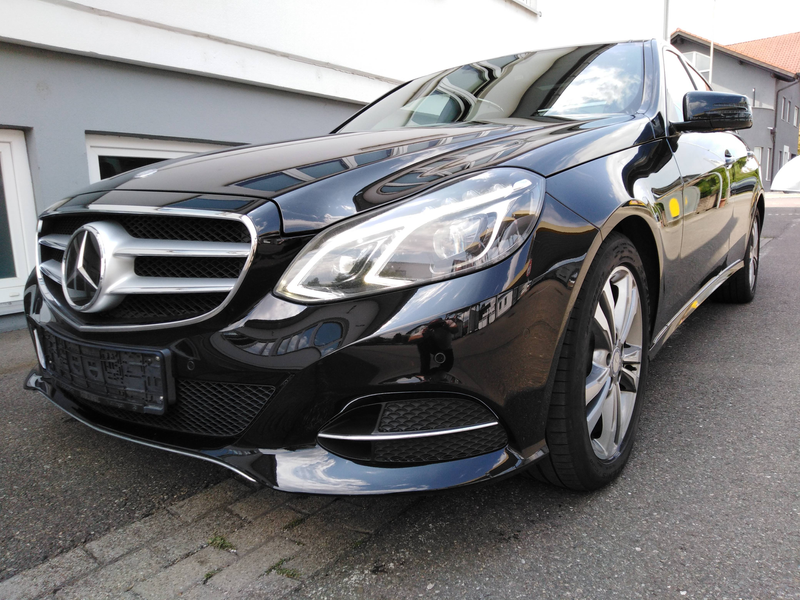 Mercedes-Benz E 350 EURO6-PANO-DISTR-STANDHEIZ-MEGA VOLL !!