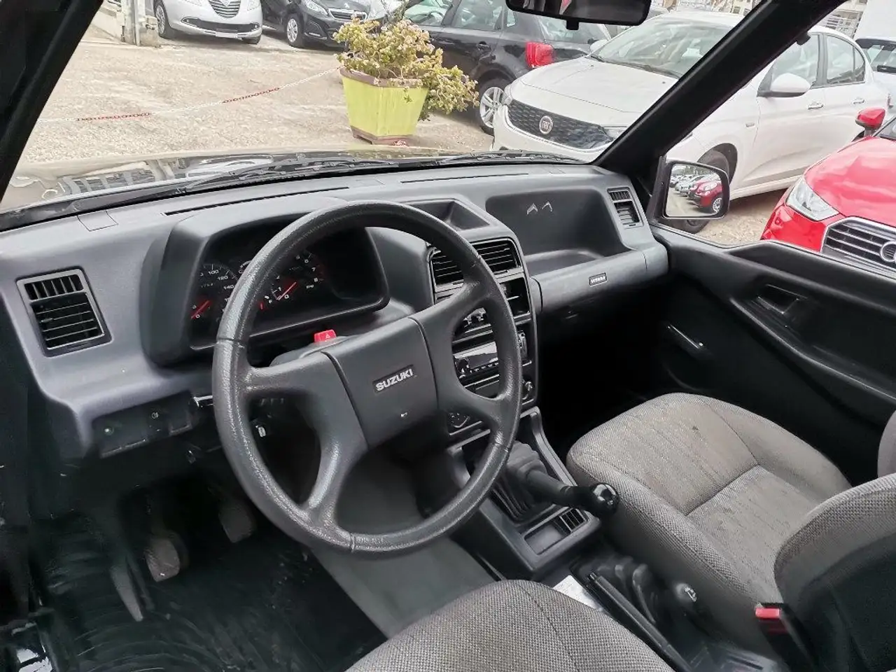 Suzuki Vitara 1.6i Cabriolet JLX, foto 11