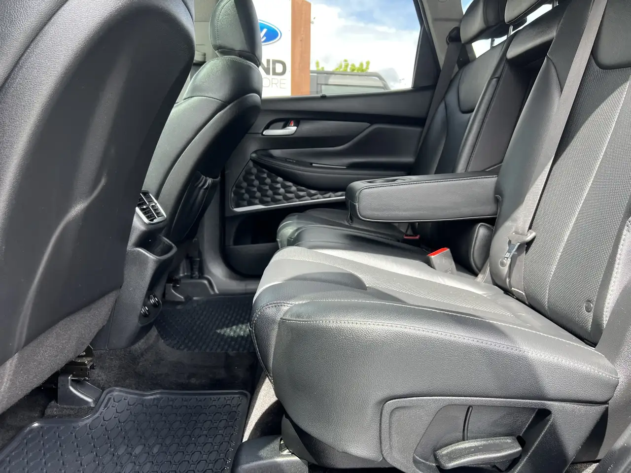 Hyundai SANTA FE снимка Hyundai SANTA FE