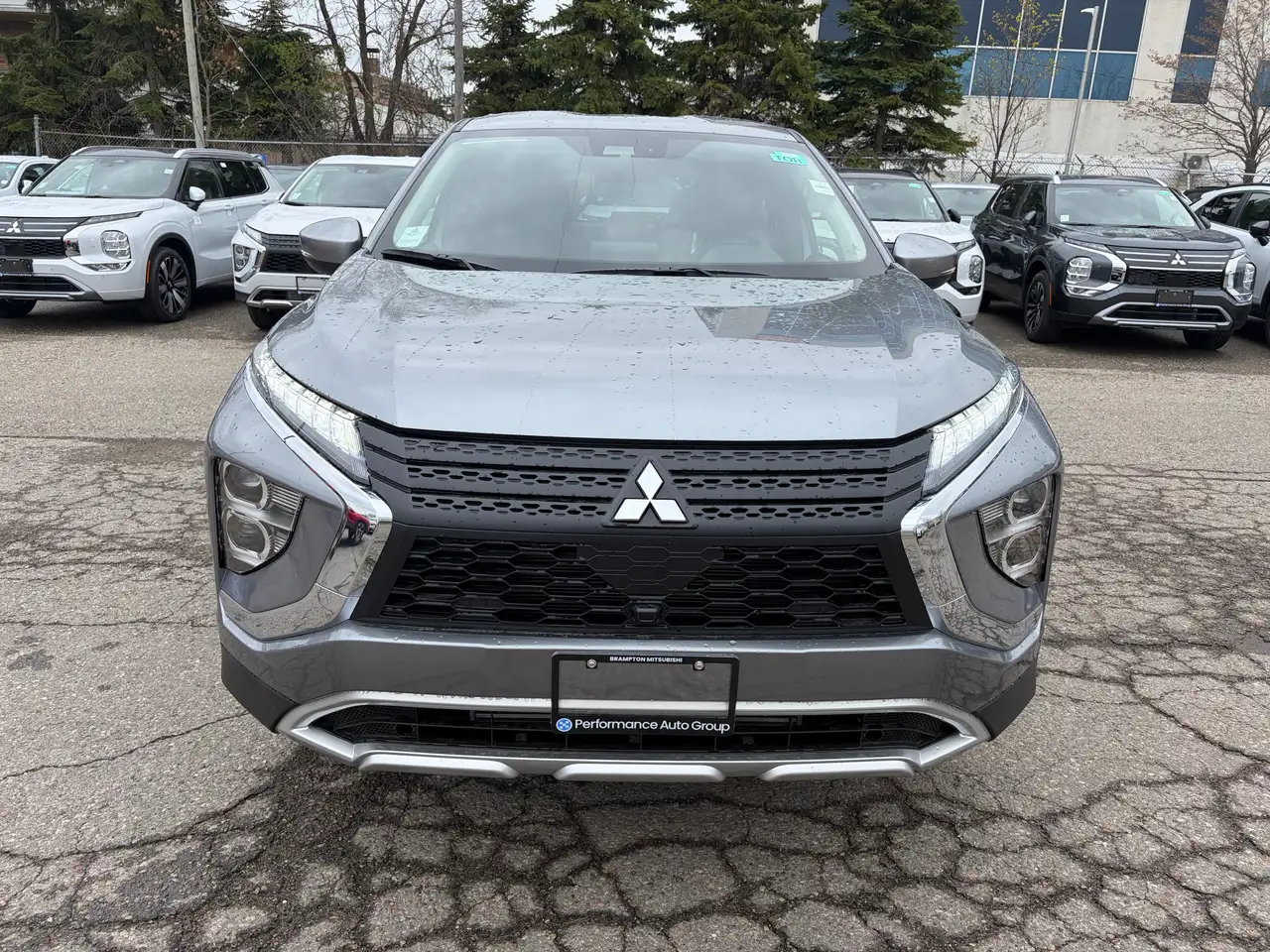 Mitsubishi Eclipse Cross снимка Mitsubishi Eclipse Cross