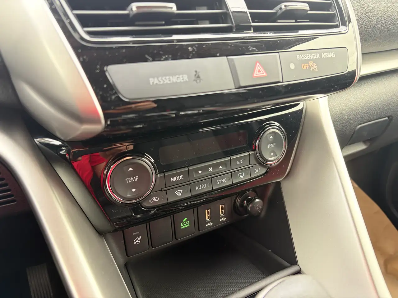 Mitsubishi Eclipse Cross снимка Mitsubishi Eclipse Cross