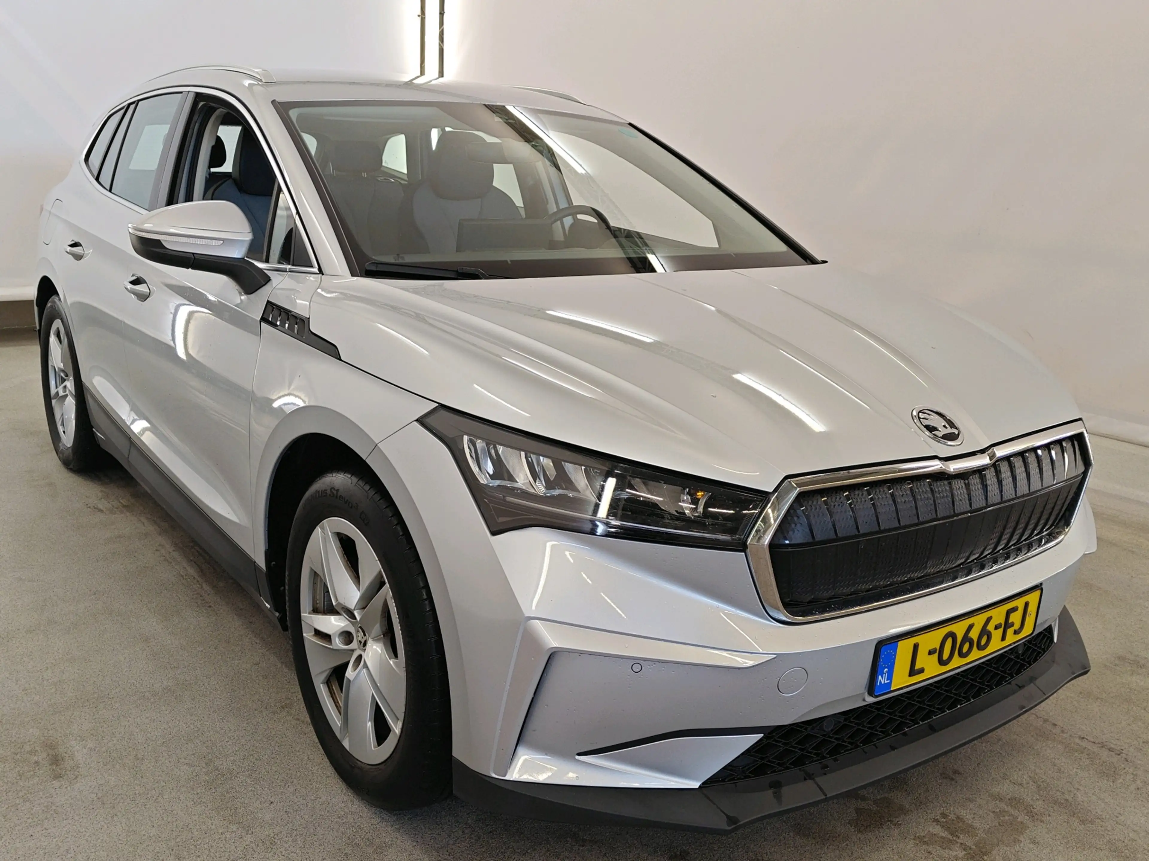 Skoda Enyaq iV 80 204pk | SOH 93% | Camera | PDC | Navi | Appl — photo 4