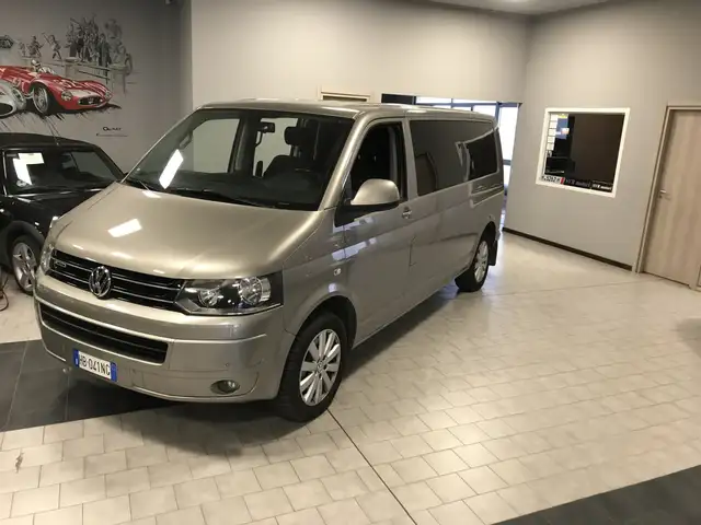 Volkswagen T5 Multivan 2.0 bitdi Comfortline 4motion 180cv DSG Lang