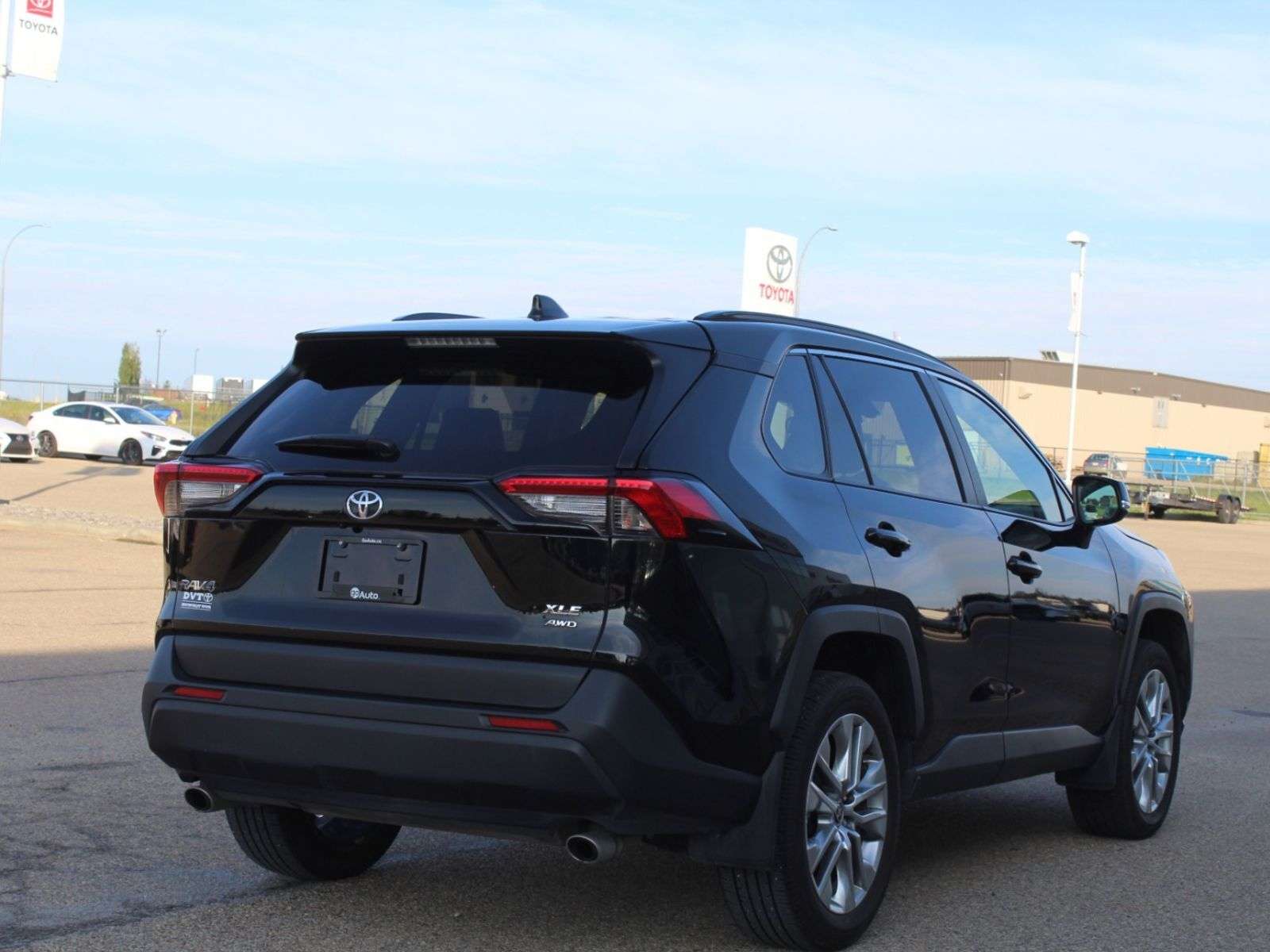 2025 Toyota RAV4 Rav4 XLE Premium AWD Gas — снимка 1