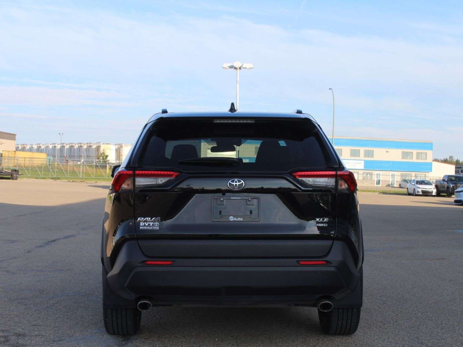 2025 Toyota RAV4 Rav4 XLE Premium AWD Gas — снимка 1