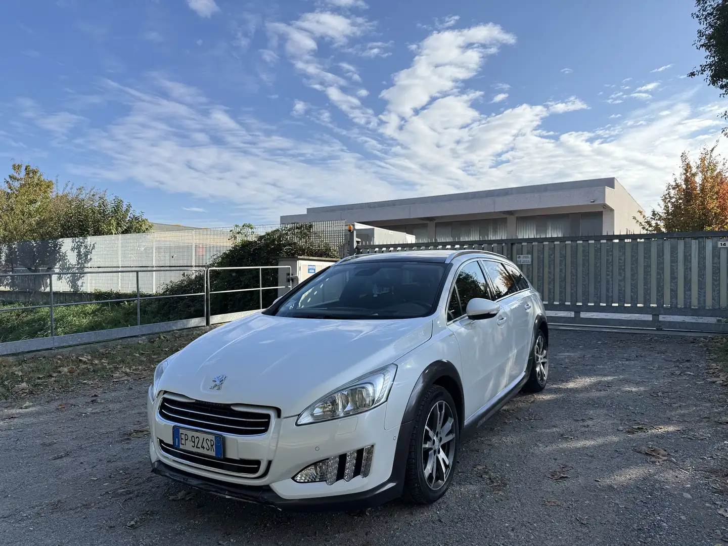 Peugeot 508 SW 2.0 hdi 16v RXH - 1