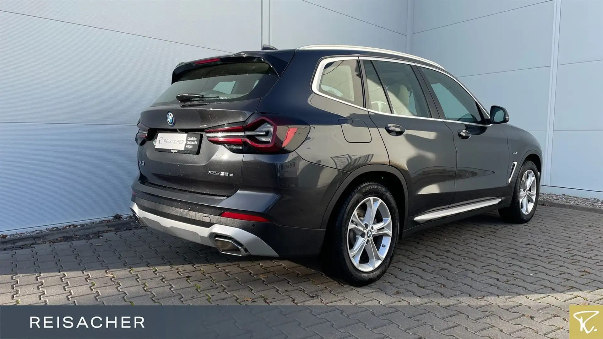 BMW X3 xDrive 30e LCPro.HuD,RFK,Laser,Pano Grau - 2