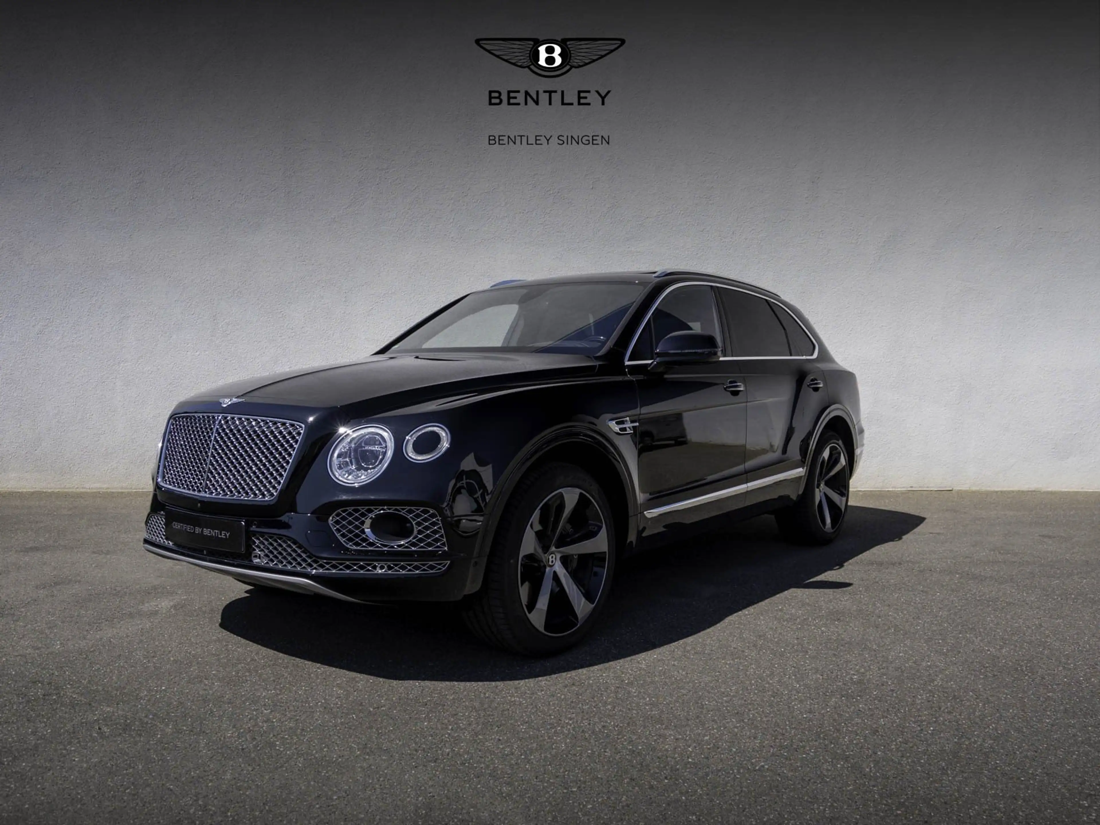 Bentley Bentayga V8 — photo 4