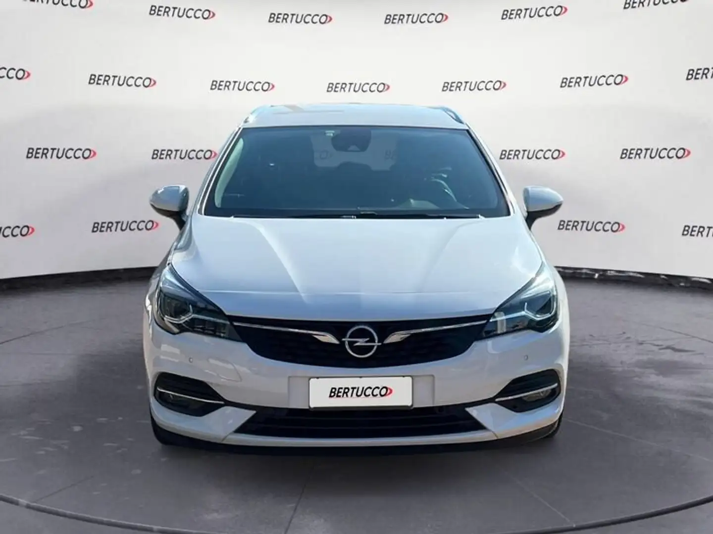 Opel Astra 1.5 CDTI 105 CV S&S Sports Tourer Business Elegan Wit - 2