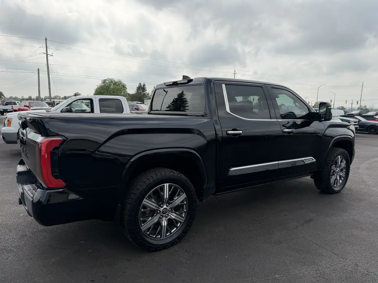 Toyota Tundra снимка Toyota Tundra