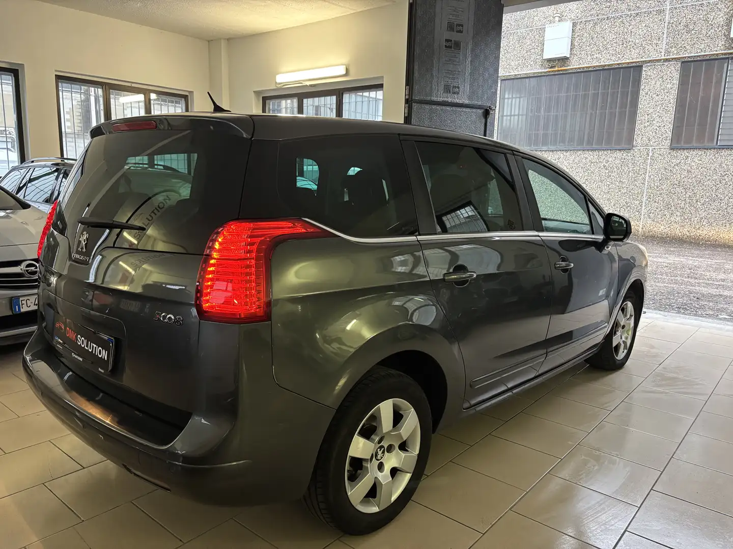 Peugeot 5008 1.6 bluehdi Allure**7 POSTI!! UNICO PROPIETARIO** Grigio - 2