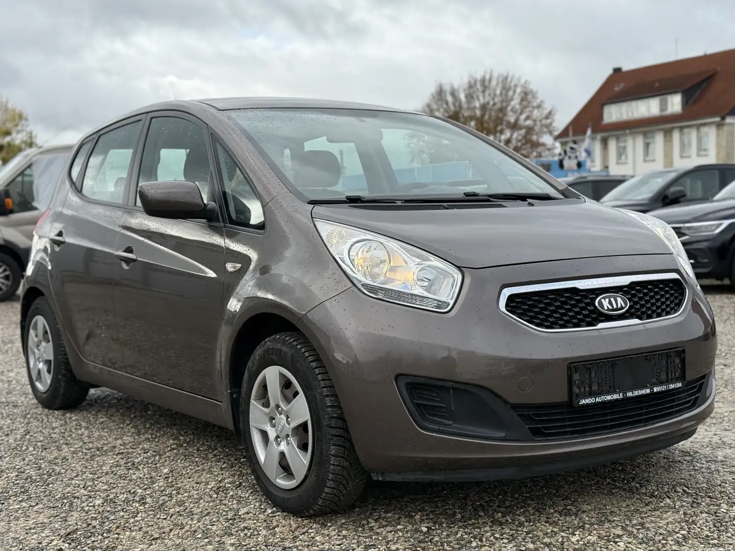 Kia Venga Vision Beige - 2
