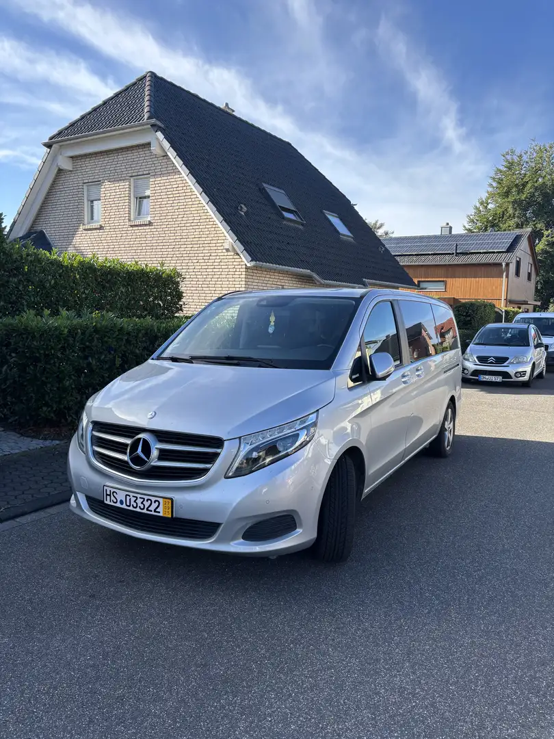 Mercedes-Benz V 220 220d Extralargo Avantgarde 7GT Plateado - 2