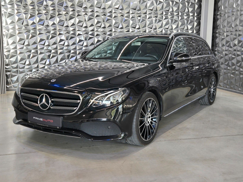 Mercedes-Benz E 200 d Avantgarde*AMBIENTE*KAMERA*CARPLAY*