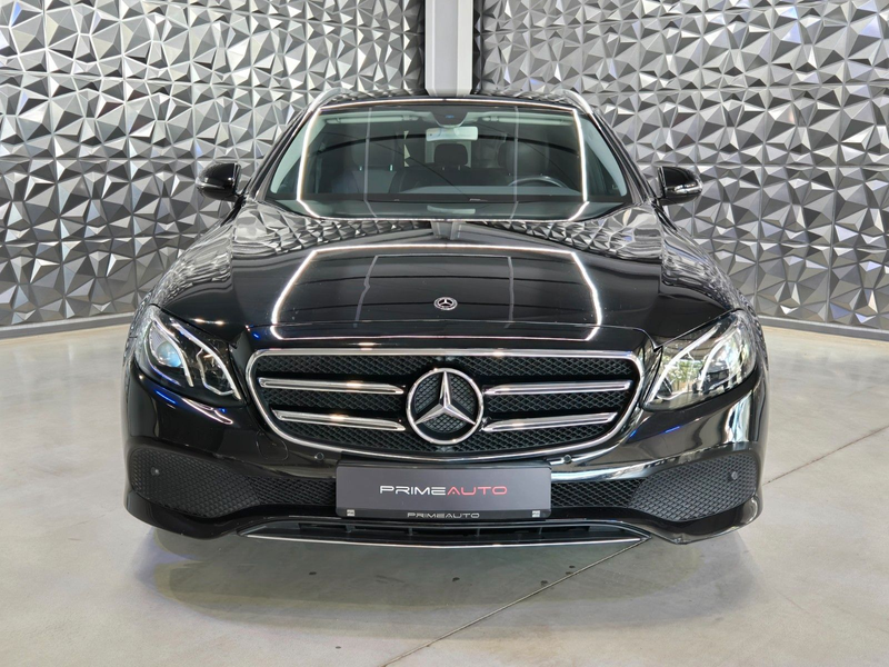 Mercedes-Benz E 200 d Avantgarde*AMBIENTE*KAMERA*CARPLAY* — photo 2