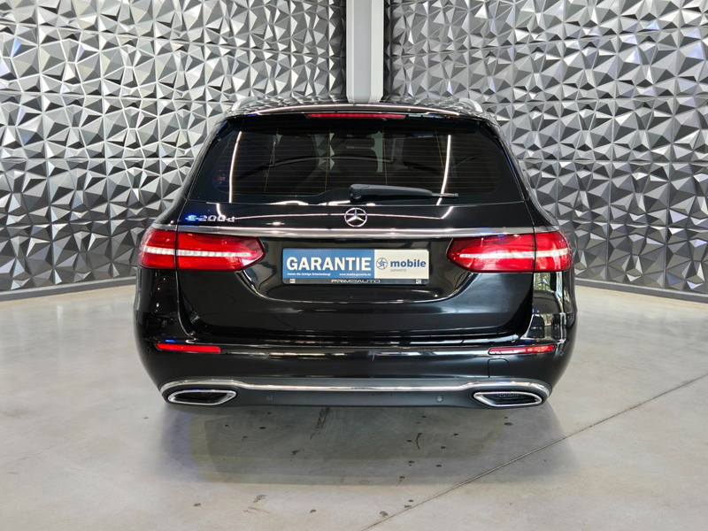 Mercedes-Benz E 200 d Avantgarde*AMBIENTE*KAMERA*CARPLAY* — photo 6